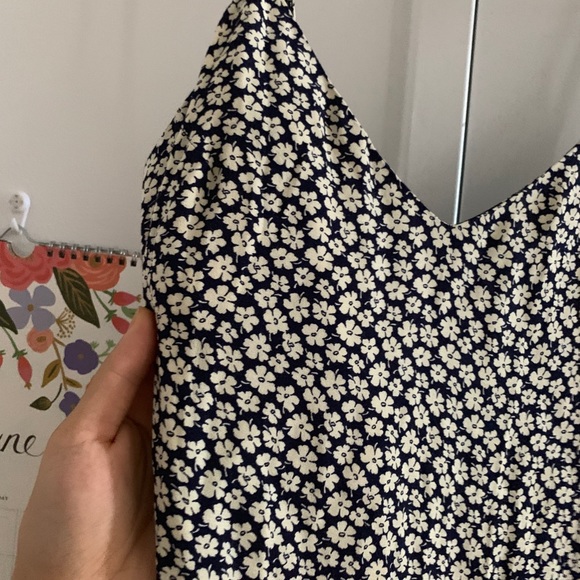 🔥Reformation Crimini Dress NWT size 4 - Picture 5 of 8